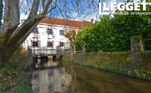 House in Saint-Medard-d'Excideuil, Nouvelle-Aquitaine, France 1