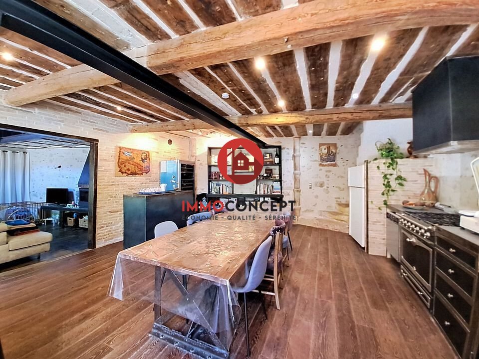 Country House in Centre Ville, Roquemaure, France 2 - 18186140