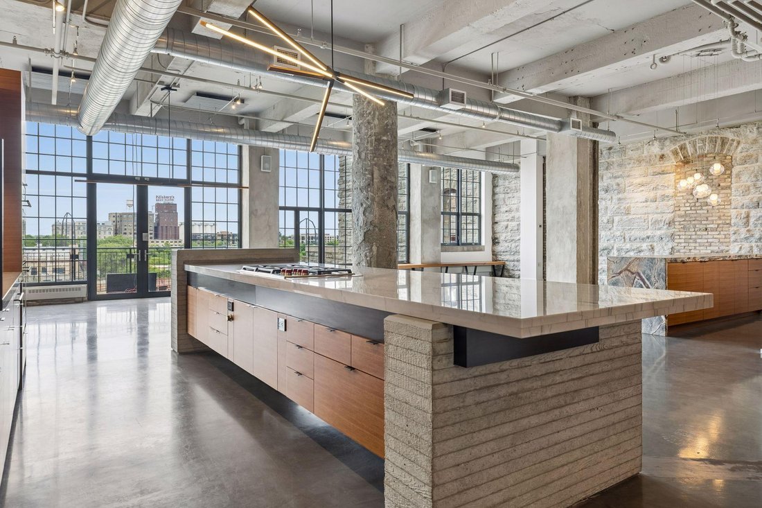 House in Minneapolis, Minnesota, United States 1 - 15587300