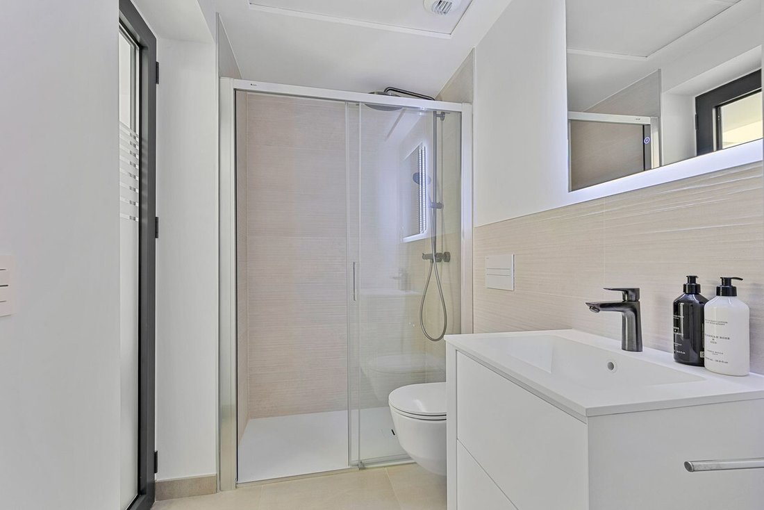 Apartment in Fuengirola, Andalusia, Spain 5 - 18185384