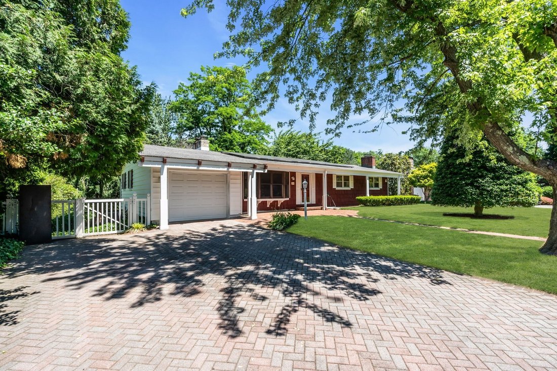 House in Shrewsbury, New Jersey, United States 2 - 18183010