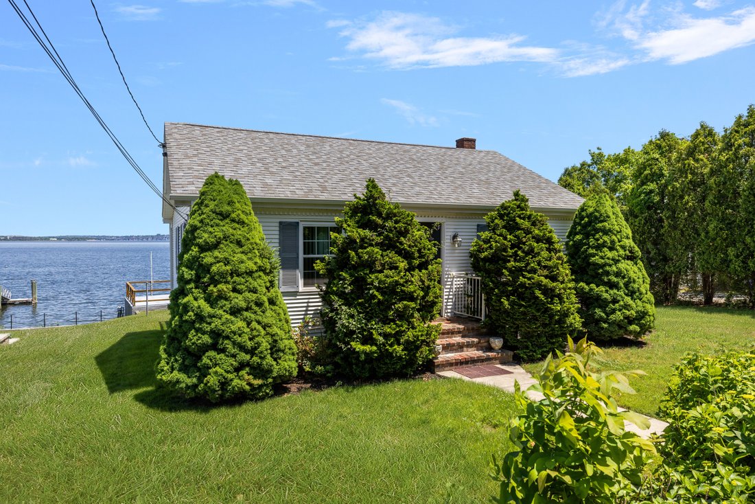 House in Bristol, Rhode Island, United States 5 - 18183013