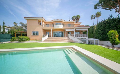 Villa a Alella, Catalogna, Spagna 1