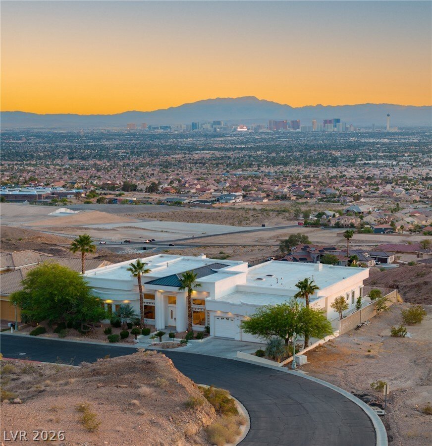 House in Las Vegas, Nevada, United States 5 - 18184173