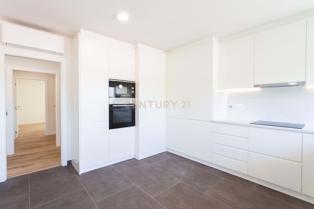 Apartment in Santa Clara, Lisbon, Portugal 5 - 18038536