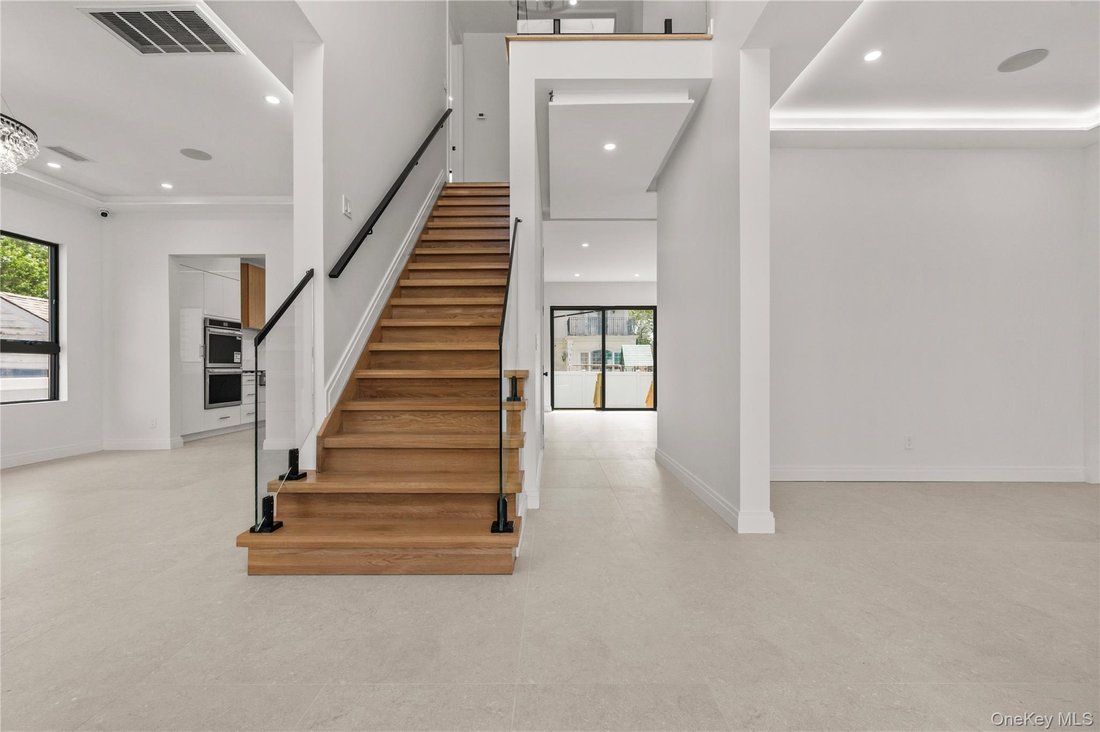 House in Woodmere, New York, United States 3 - 18186436