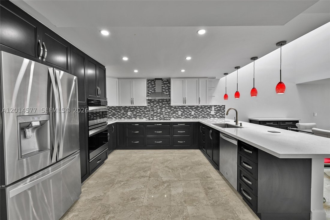 Townhouse in Sunny Isles Beach, Florida, United States 1 - 17857970