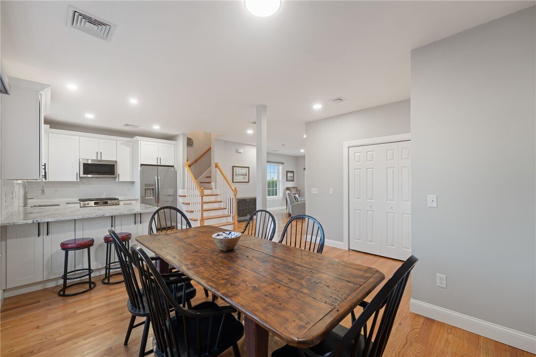 Condo in Smithfield, Rhode Island, United States 2 - 18184812