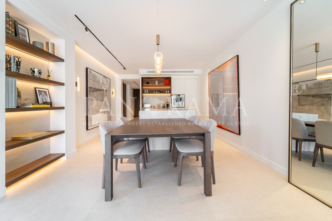 Penthouse in Puerto Banus, Marbella, Spain 3 - 18182486