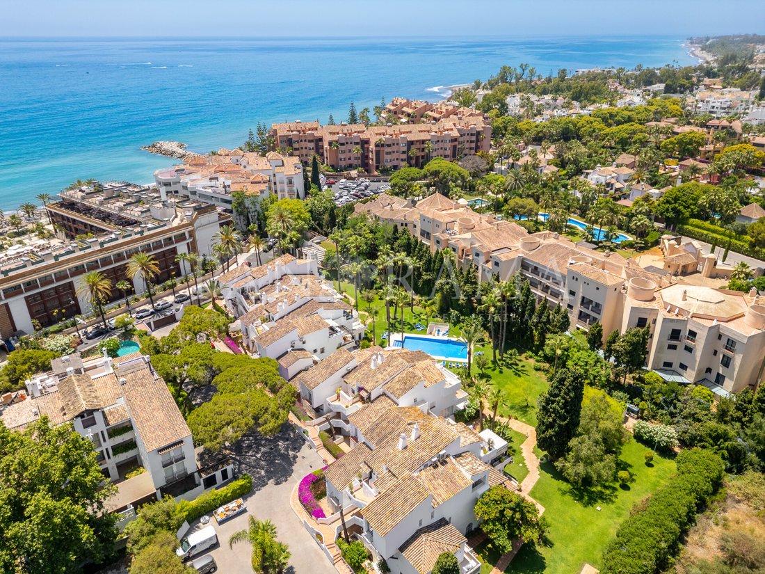 Penthouse in Puerto Banus, Marbella, Spain 1 - 18182486