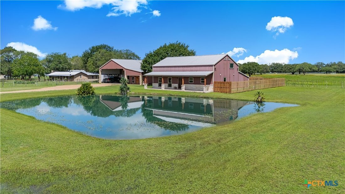 House in Inez, Texas, United States 2 - 16625633