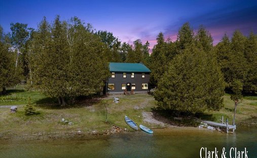 Maison à Drummond, Michigan, États-Unis 1