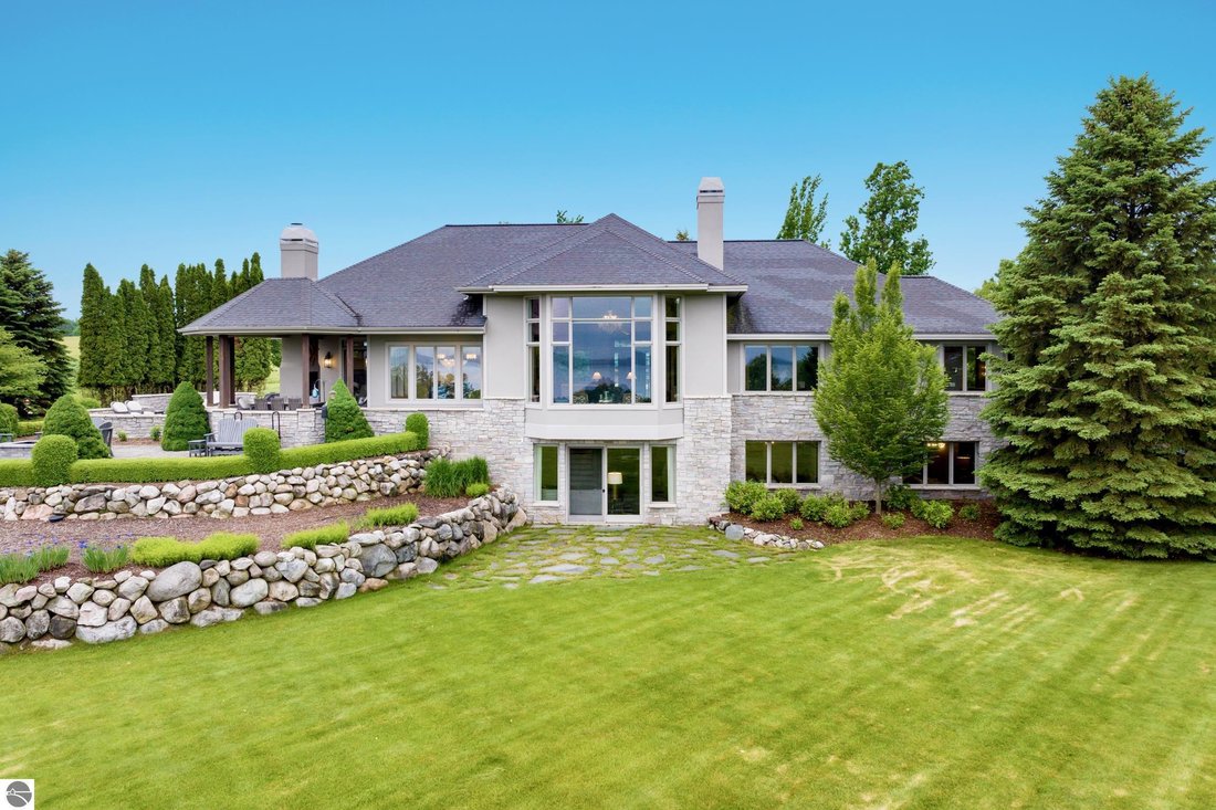 House in Traverse City, Michigan, United States 2 - 18183274