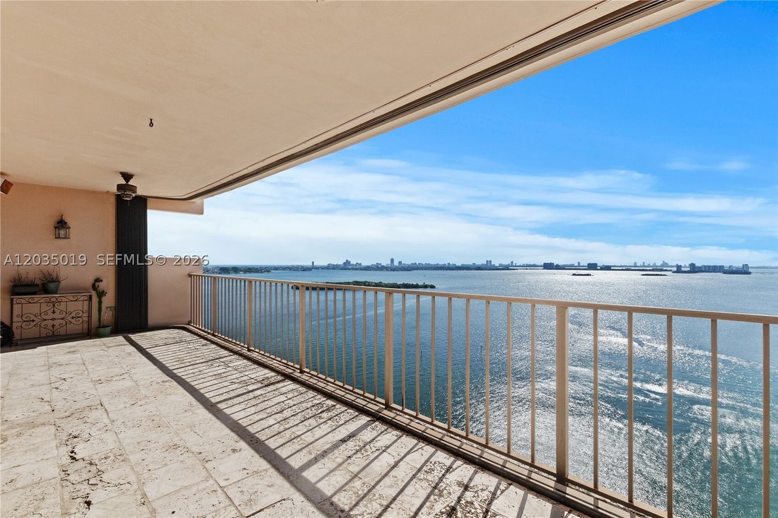 Condo in North Miami Beach, Florida, United States 2 - 18132951
