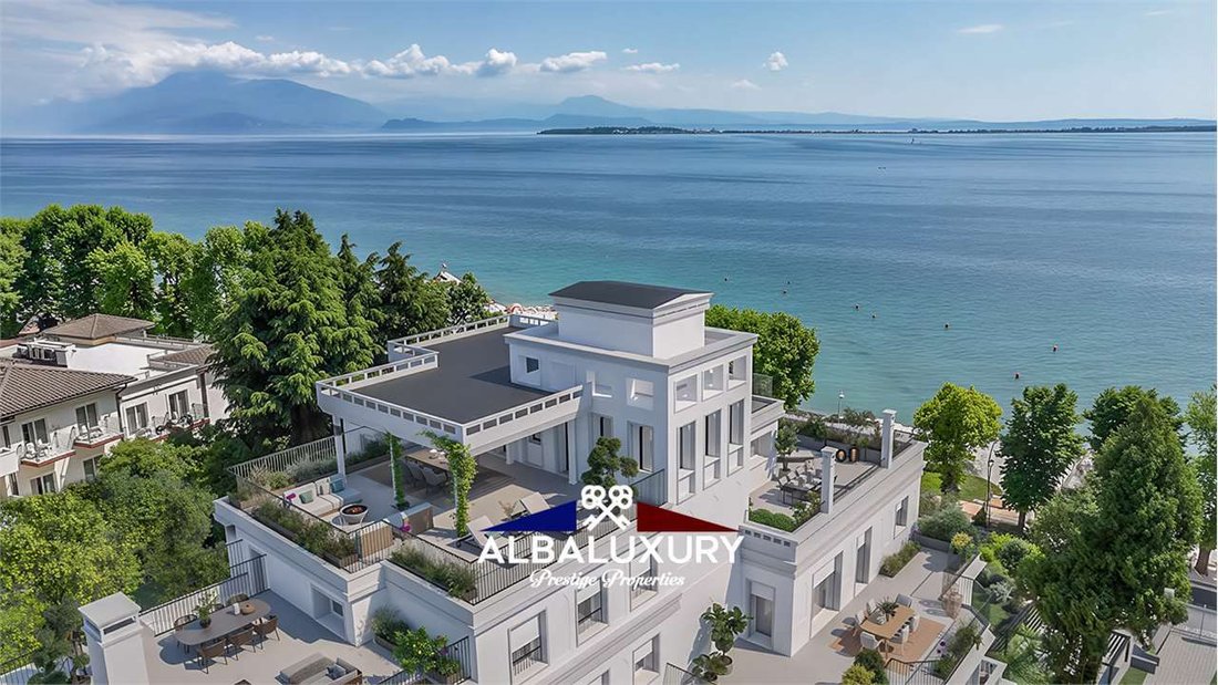 Apartment in Desenzanino, Desenzano del Garda, Lombardy 1 - 18184294