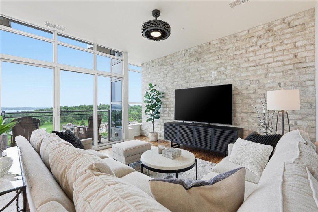 Condo in Madison, Wisconsin, United States 5 - 18184967