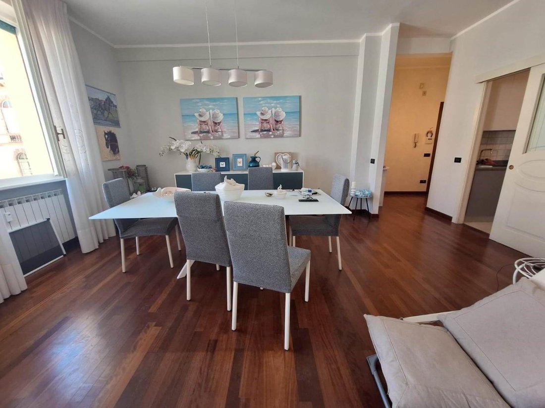 Apartment in Historic Center, Viareggio, Tuscany 4 - 18184682