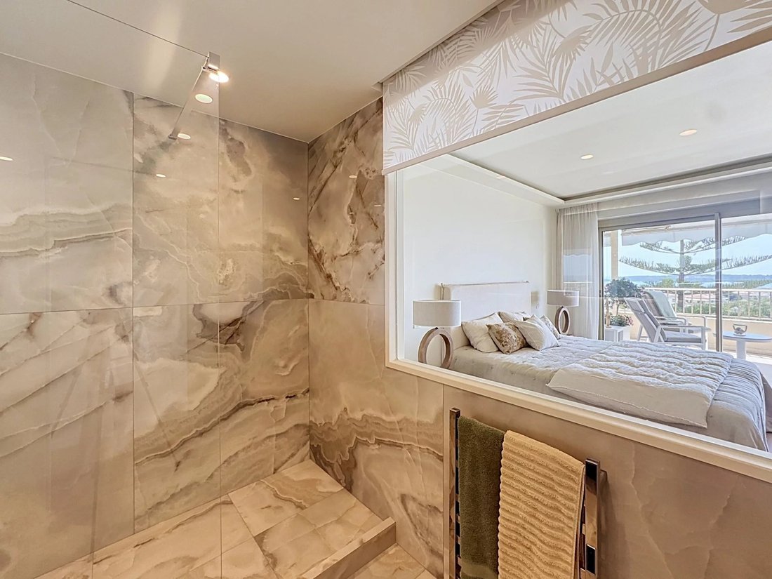 Apartment in La Source, Cannes, France 2 - 18182613