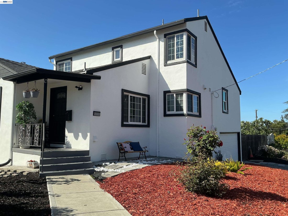 House in Oakland, California, United States 4 - 18185229
