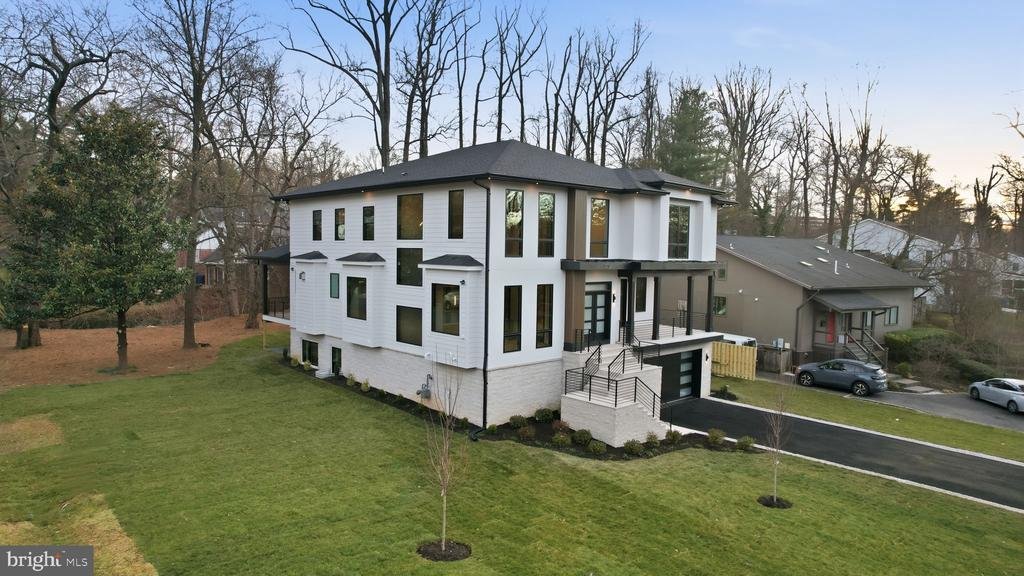 House in Pimmit Hills, Virginia, United States 4 - 18184335
