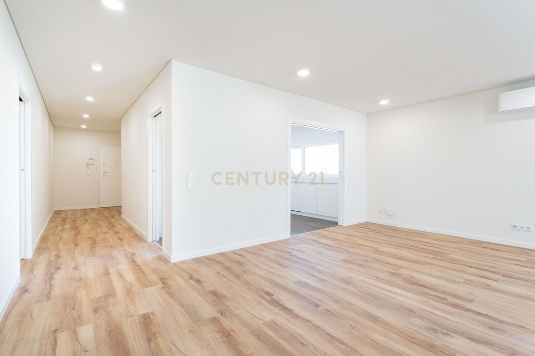 Apartment in Santa Clara, Lisbon, Portugal 4 - 18038536