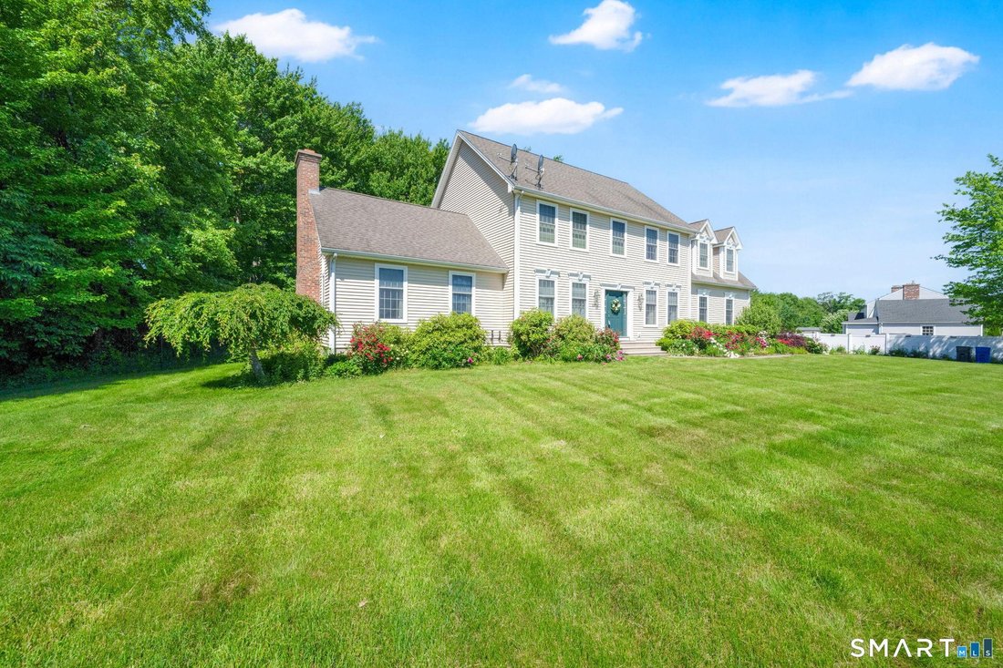 House in Somers, Connecticut, United States 3 - 18181686