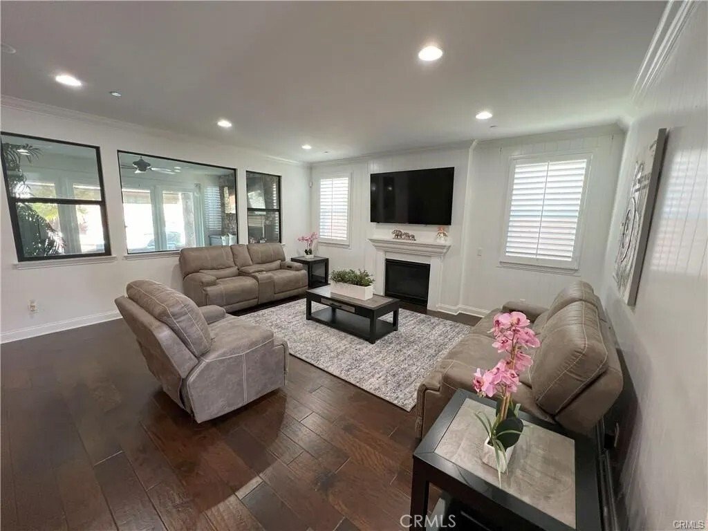 Condo in Fontana, California, United States 5 - 18184902