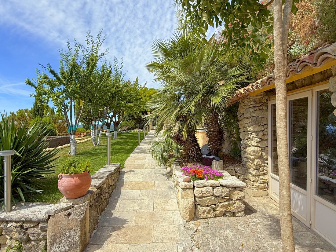 House in Forcalquier, Provence-Alpes-Côte d'Azur, France 3 - 18184291