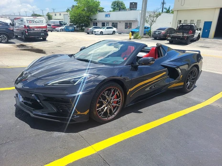 Cabriolet in Pompano Beach, FL, United States 1 - 18185813