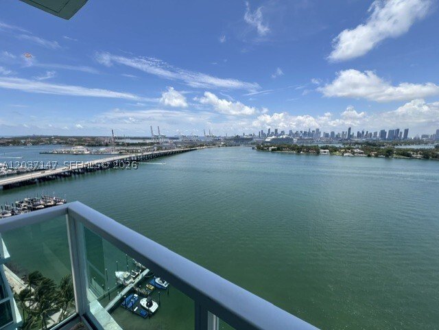 Condo in Miami Beach, Florida, United States 2 - 18184067