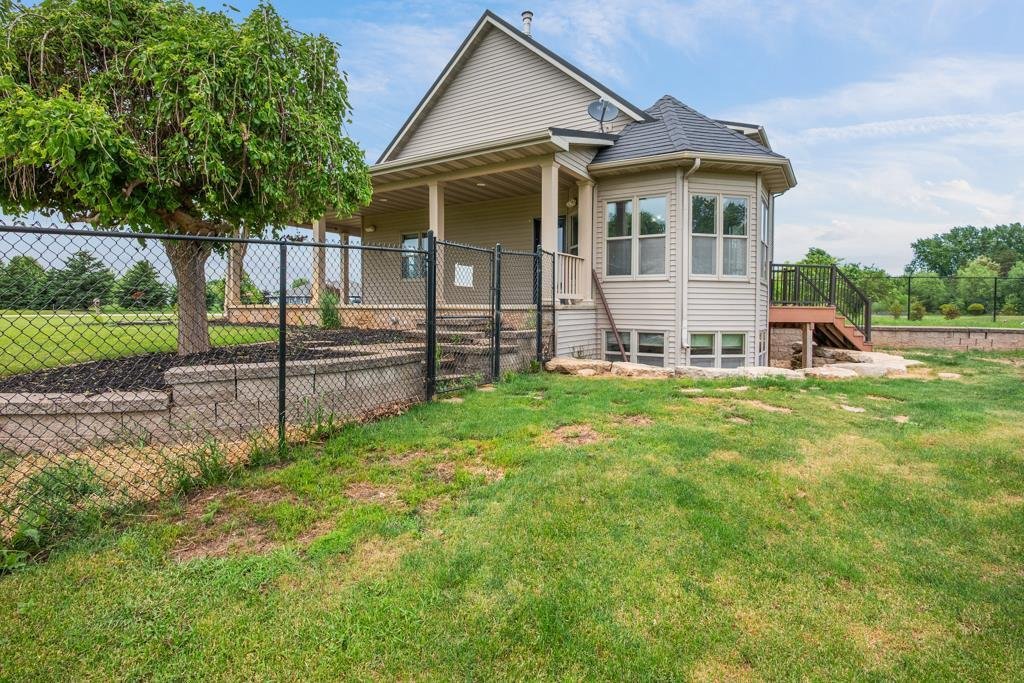 House in Neenah, Wisconsin, United States 4 - 18184951