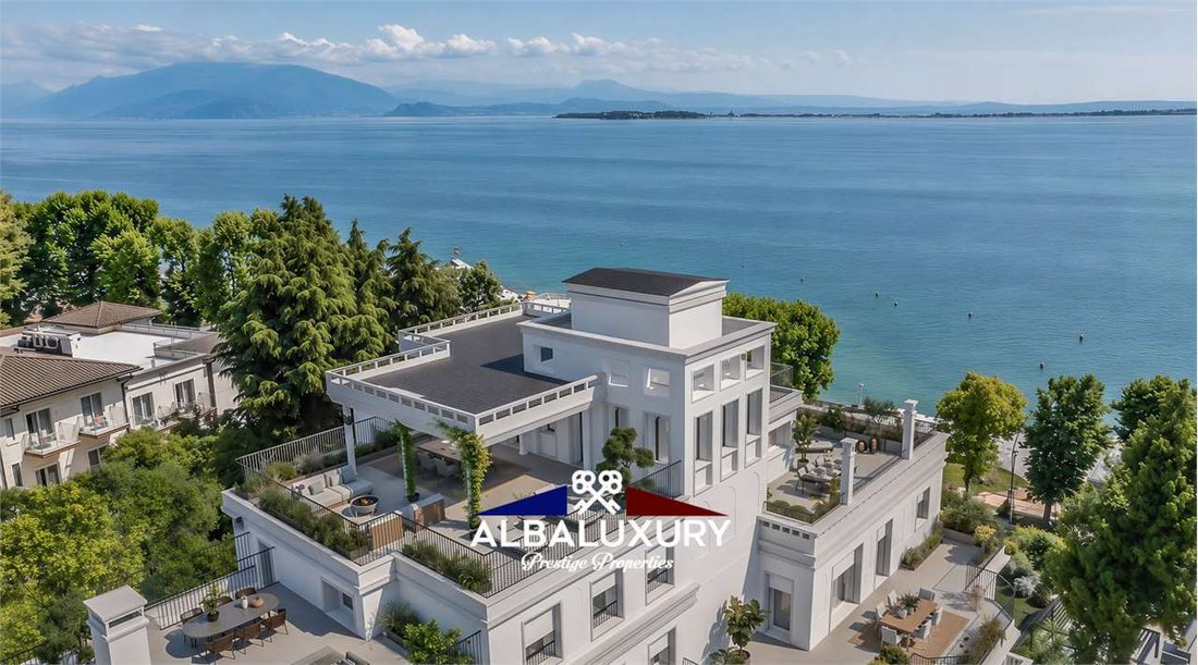 Apartment in Desenzanino, Desenzano del Garda, Lombardy 2 - 18184308