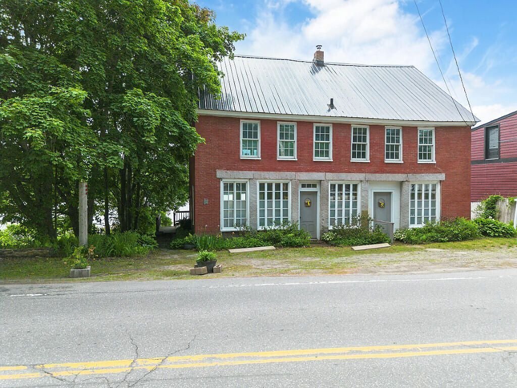 House in Mount Vernon, Maine, United States 1 - 17440073