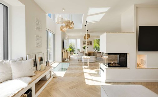 House in Ismaning, Bavaria, Germany 1