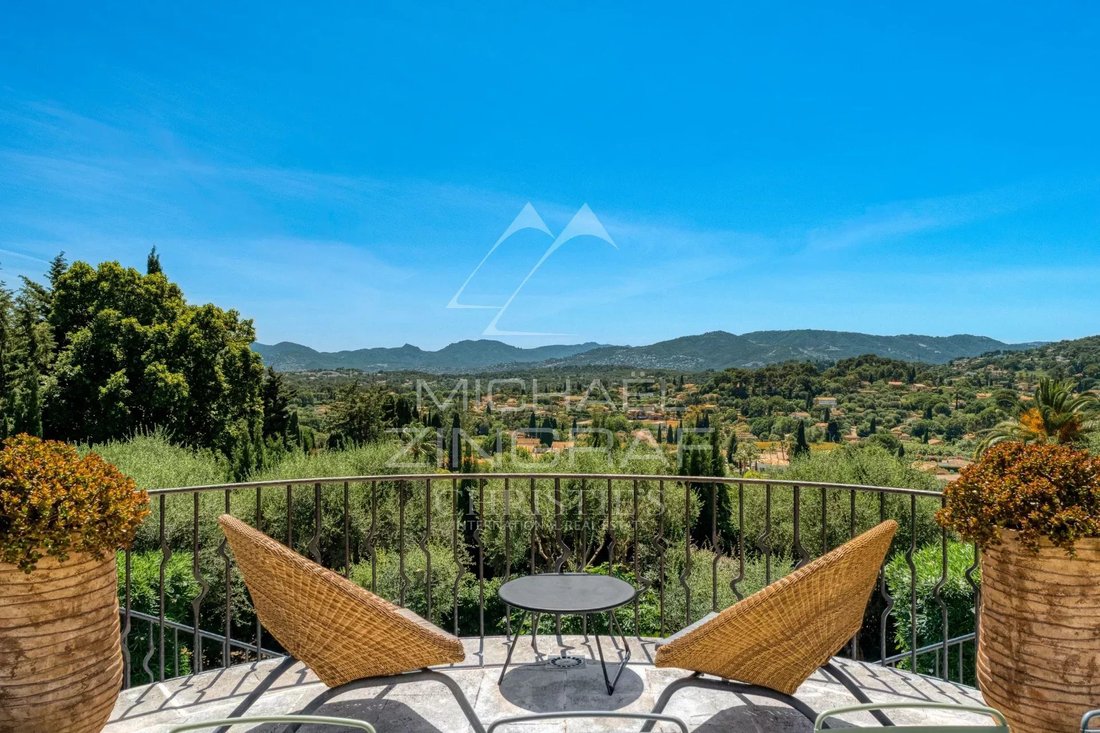 House in Mougins, Provence-Alpes-Côte d'Azur, France 3 - 16119341