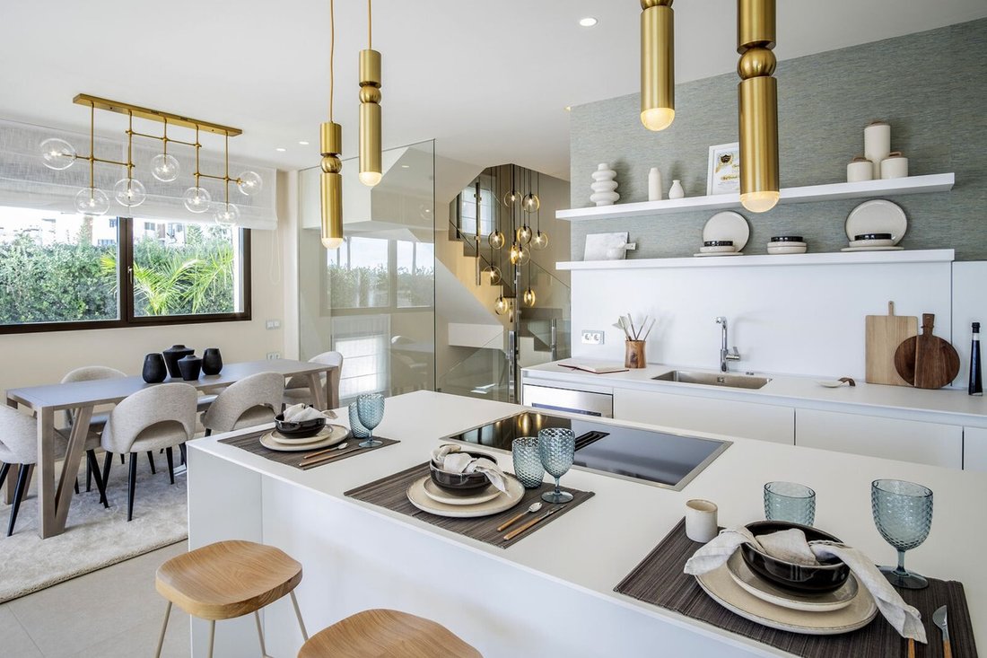 Villa in Estepona, Andalusia, Spain 4 - 18182645