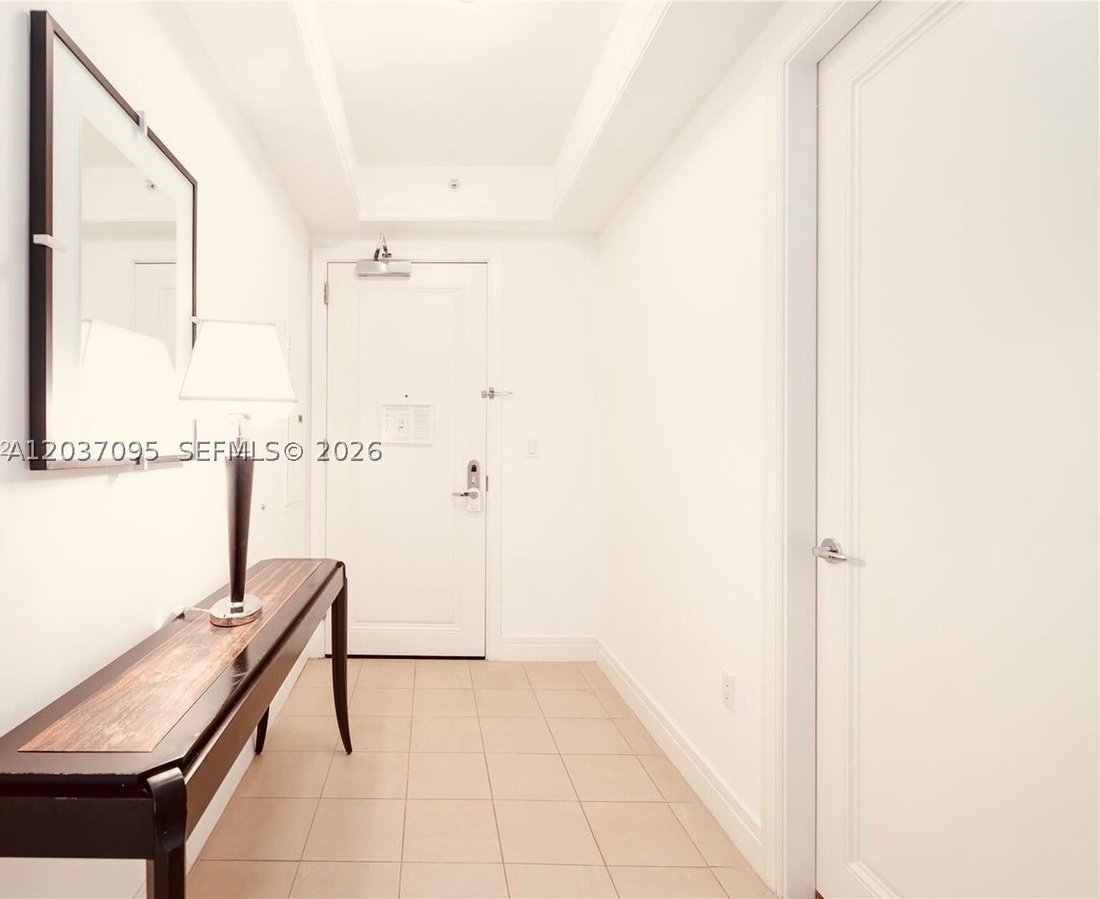 Condo in Miami, Florida, United States 2 - 18184064