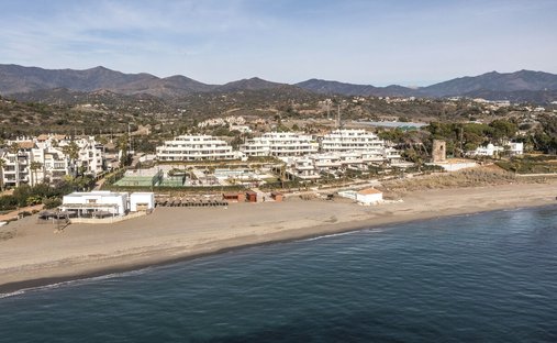 Villa a Estepona, Andalusia, Spagna 1
