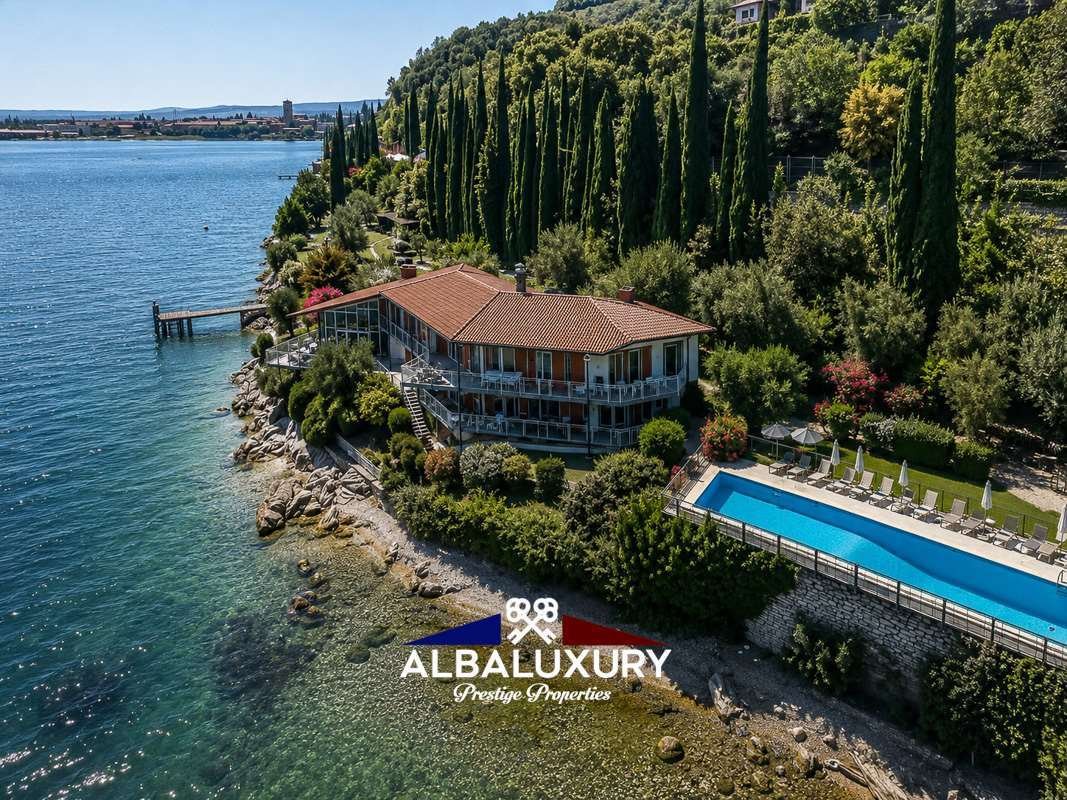 Villa in Center, Toscolano, Lombardy 3 - 15347467