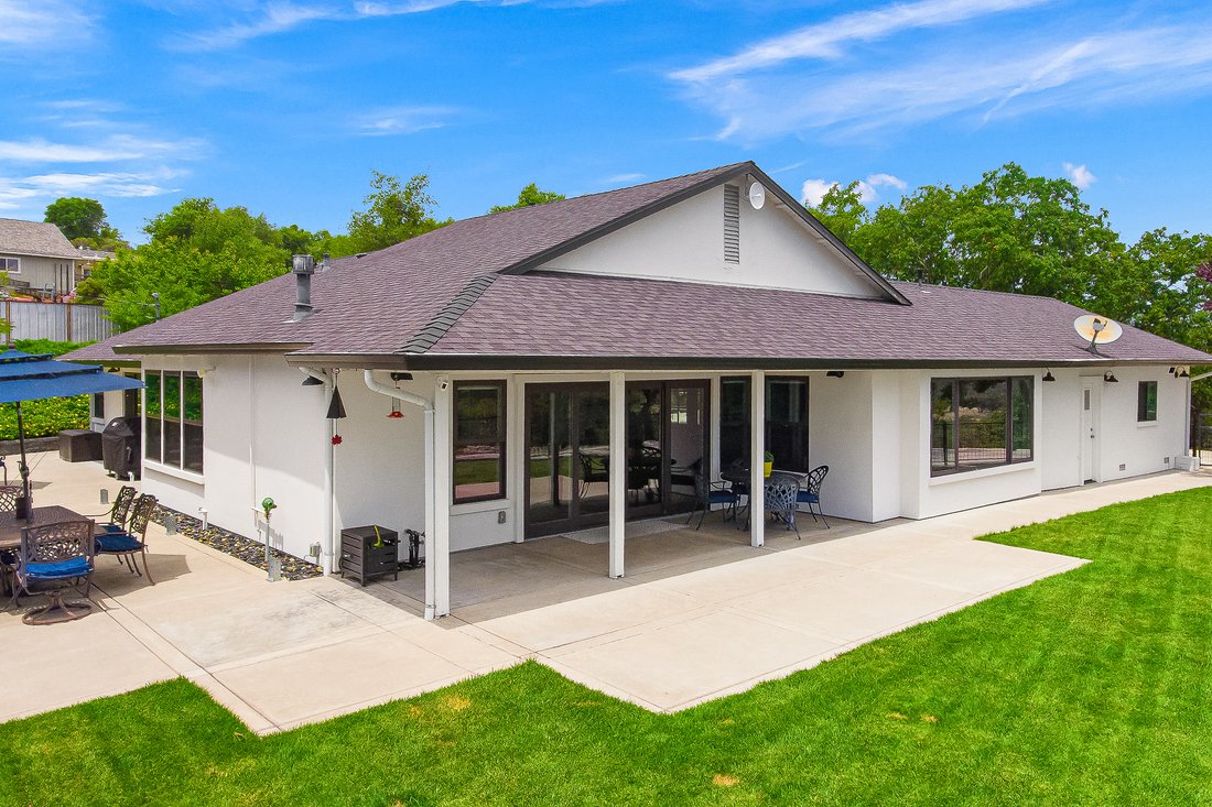 Cameron Park, California, United States 3 - 18186253