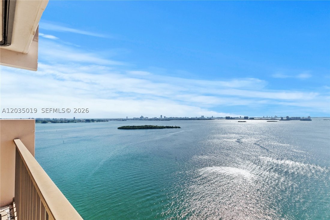 Condo in North Miami Beach, Florida, United States 1 - 18132951