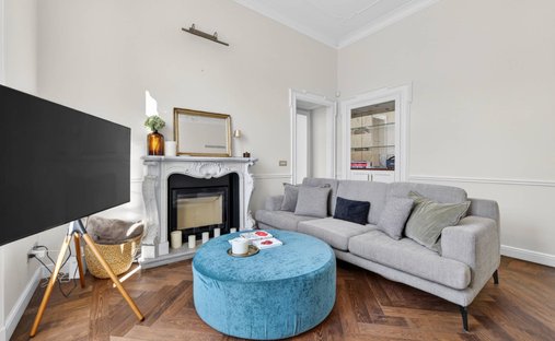Apartment in Eastern Lake Center, Como, Lombardy 1