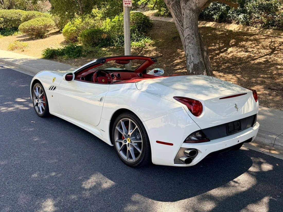 Cabriolet in Newbury Park, CA, United States 3 - 18185699