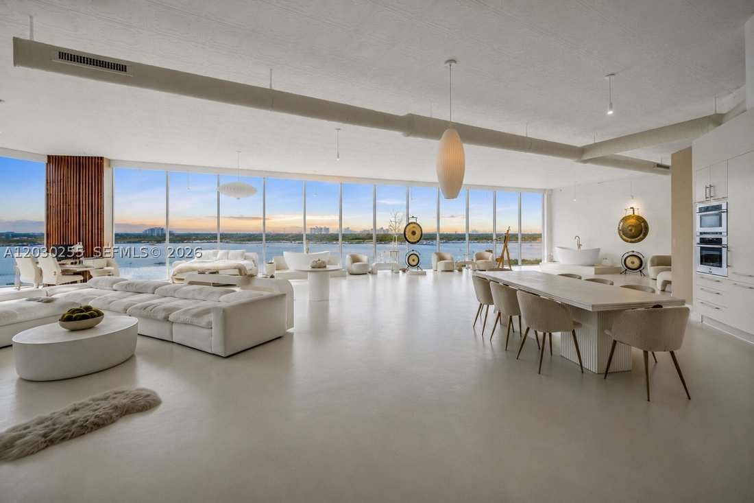 Condo in Miami Beach, Florida, United States 1 - 18184098