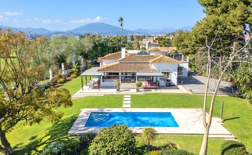 Villa in San Pedro de Alcantara, Andalusia, Spain 1