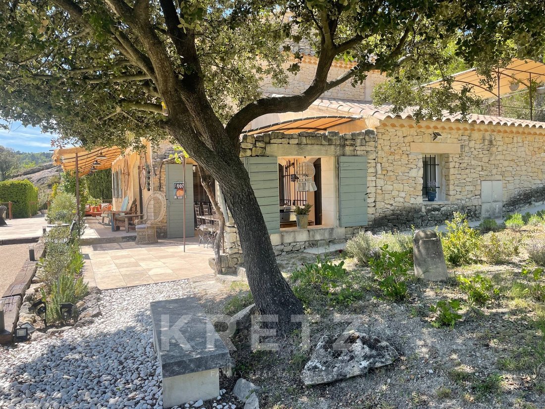 House in Gordes, Provence-Alpes-Côte d'Azur, France 1 - 18185390