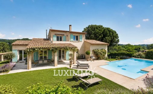 Villa in Les Indes les-Groulles, Mouans-Sartoux, France 1