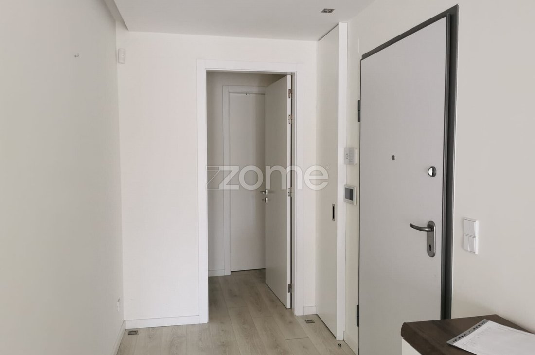 Apartment in Aguas Livres, Lisbon, Portugal 3 - 18185847