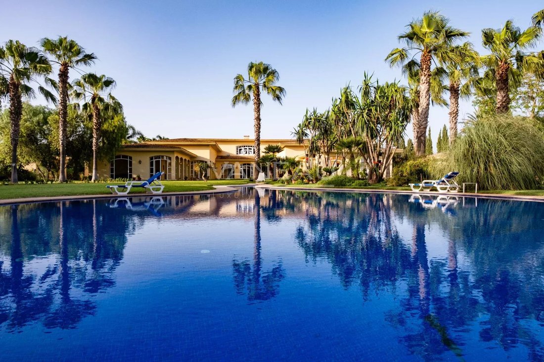 Villa in Bouskoura, Casablanca-Settat, Morocco 3 - 18182656