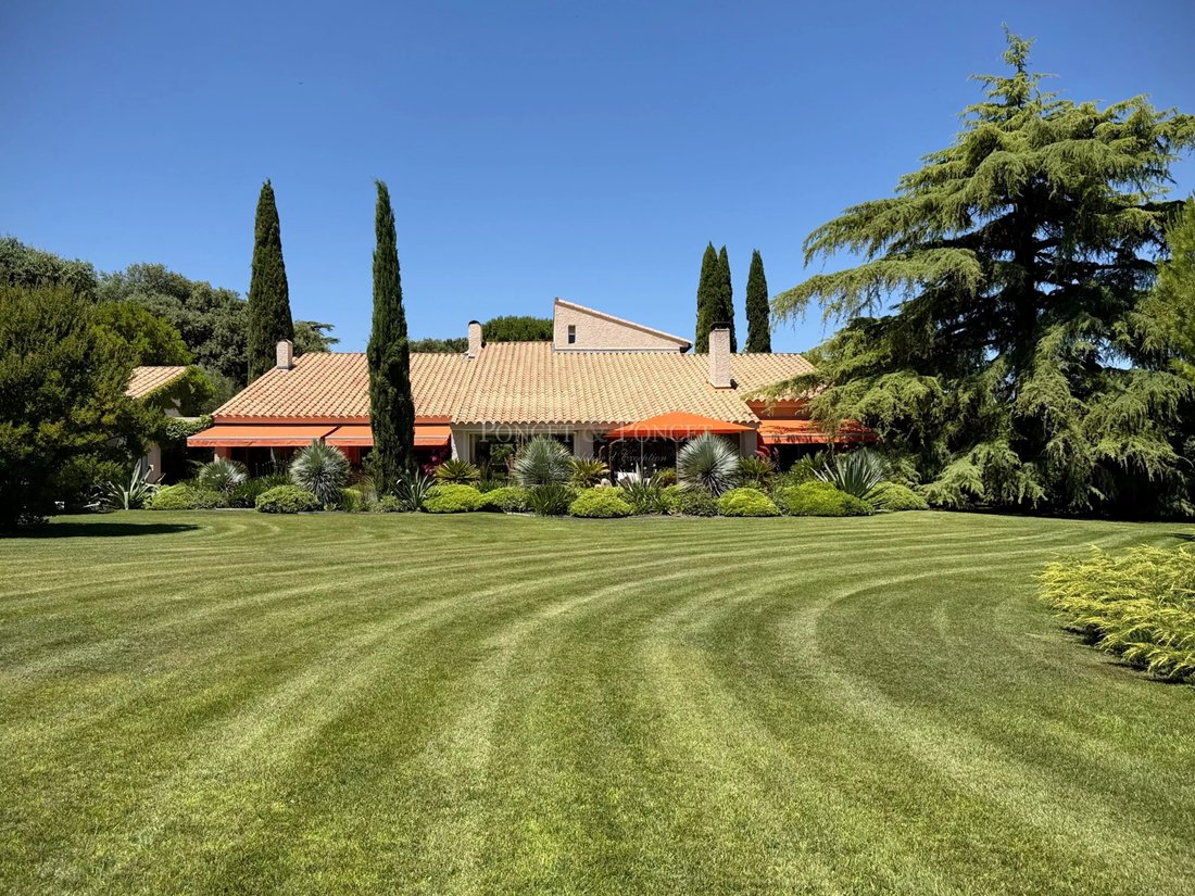 House in Uzès, Occitania, France 1 - 16321826